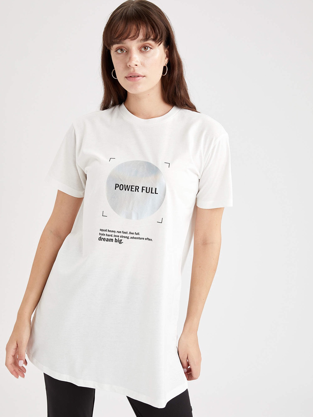 

DeFacto Women White & Black Typography Print Longline T-shirt