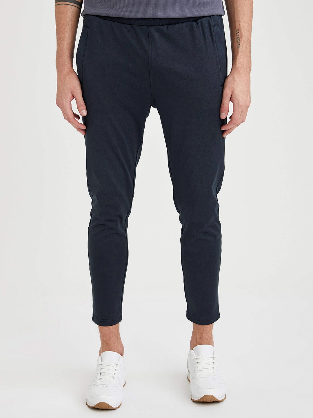 

DeFacto Men Navy Blue Solid Slim Fit Track Pants
