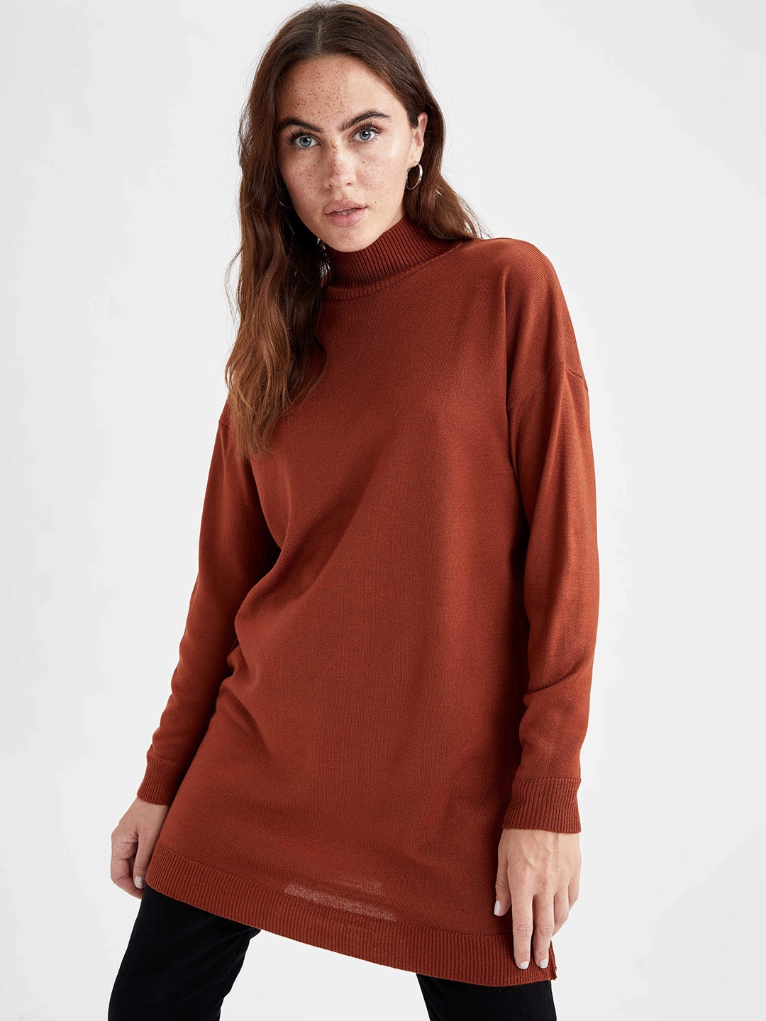 

DeFacto Rust Brown High Neck Pure Acrylic Tunic
