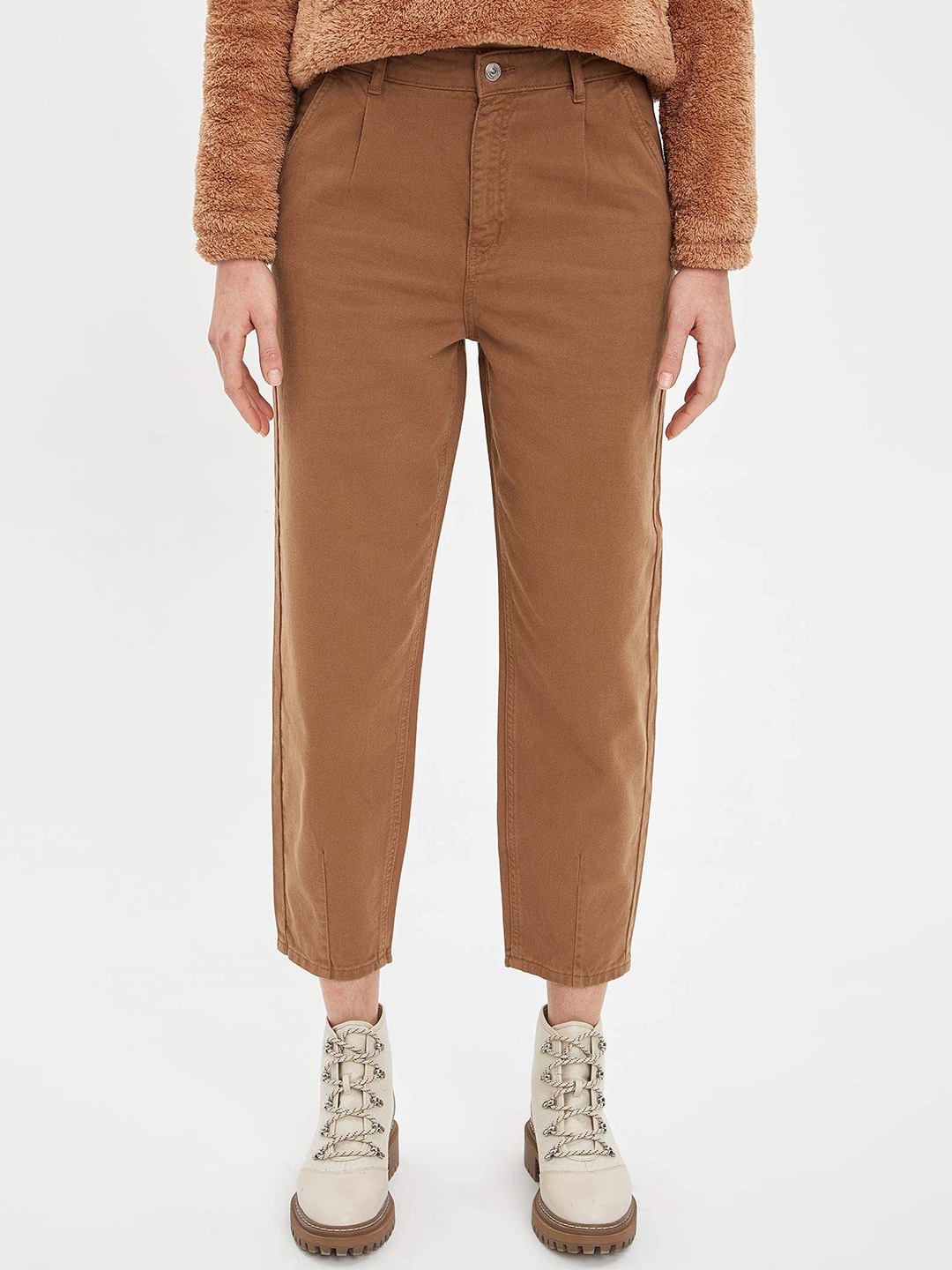 

DeFacto Women Brown Solid Pure Cotton Pleated Trousers