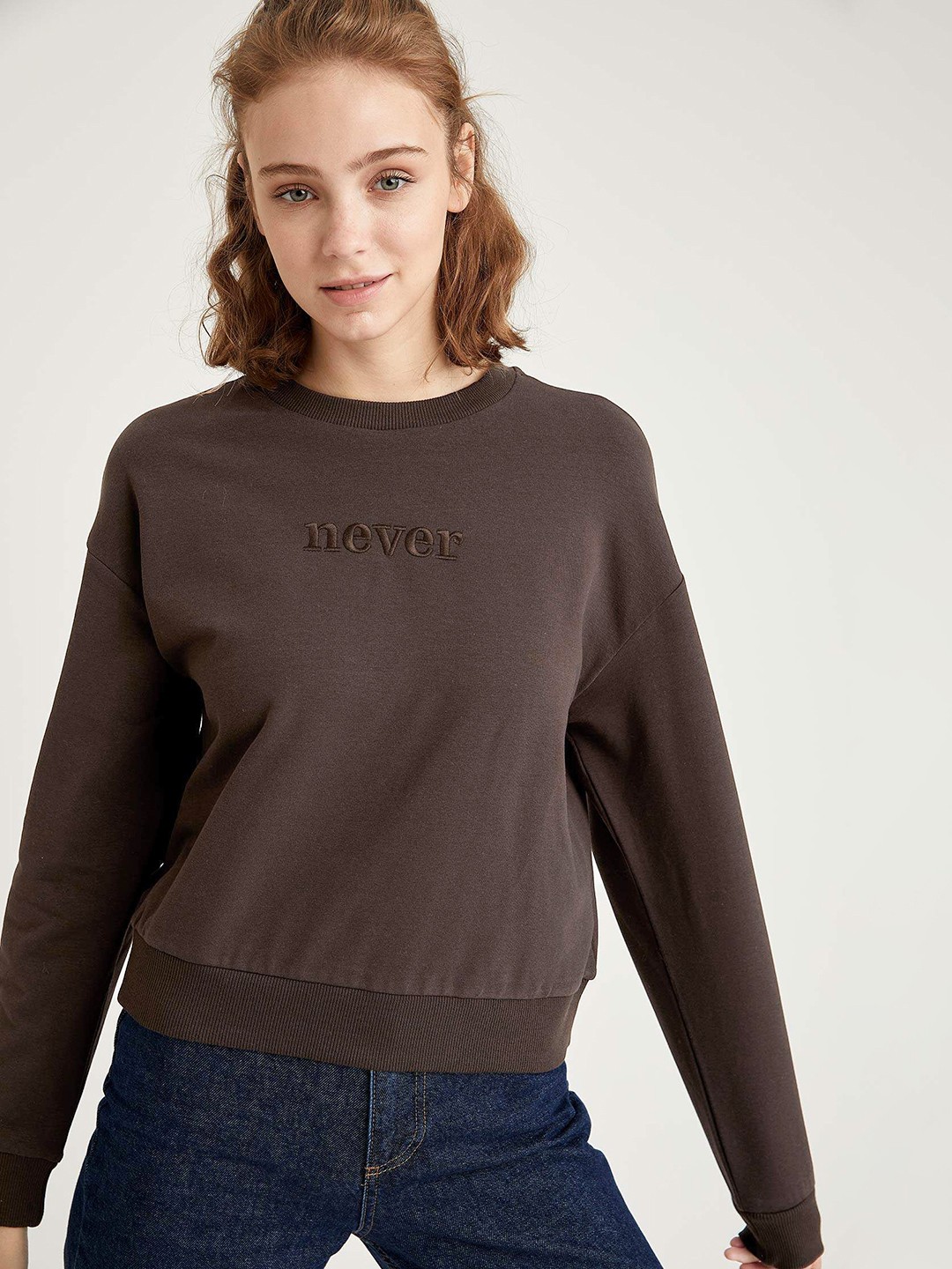

DeFacto Women Coffee Brown Embroidered Sweatshirt