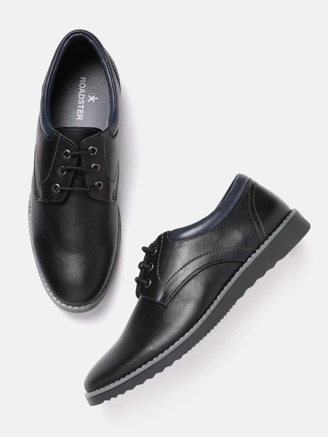 

The Roadster Lifestyle Co Men Black Solid Derbys