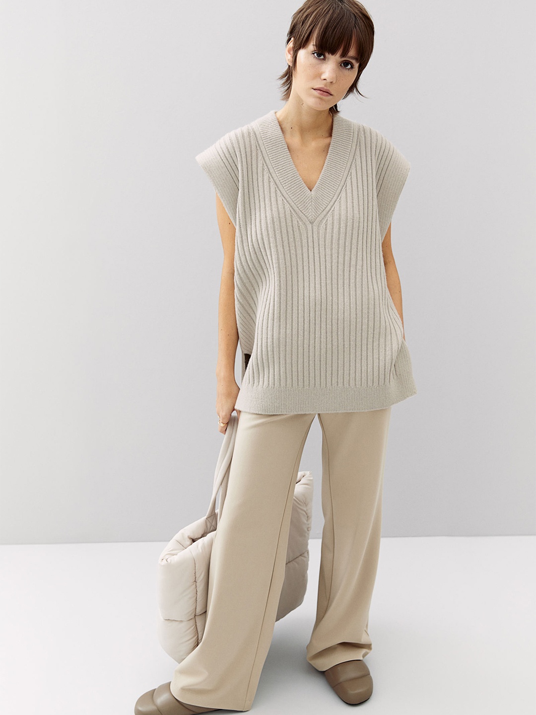 

H&M Women Beige Rib-Knit Sweater Vest