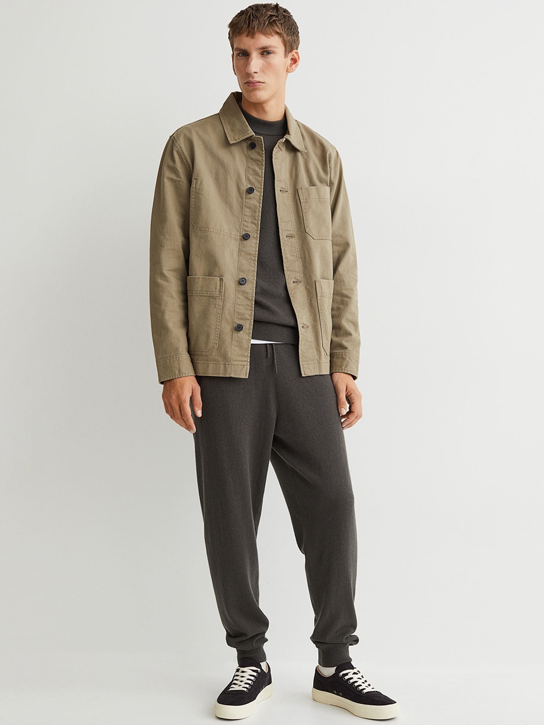 

H&M Men Green Solid Merino Wool Joggers