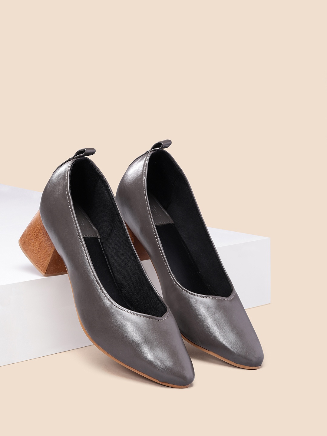 

her by invictus Grey Solid Block Pumps