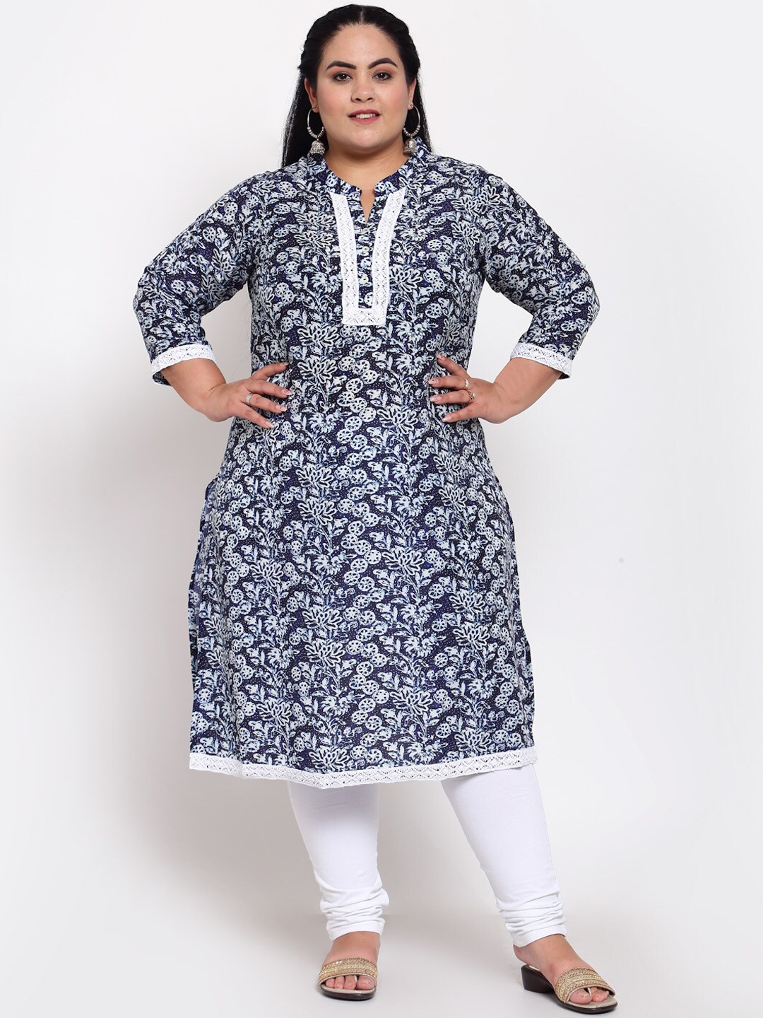 

plusS Women Blue & Off White Floral Printed Kurta