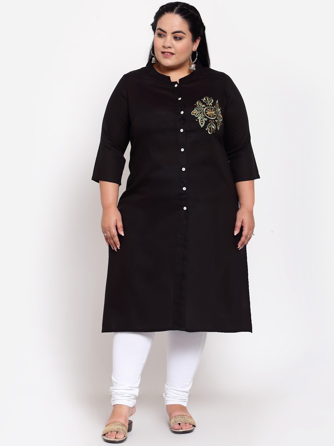 

plusS Women Black Thread Work Kurta