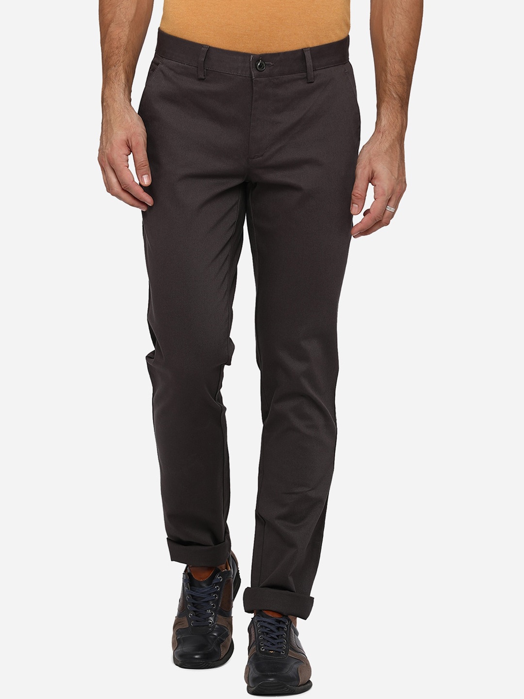 

JADE BLUE Men Brown Slim Fit Pure Cotton Solid Trousers