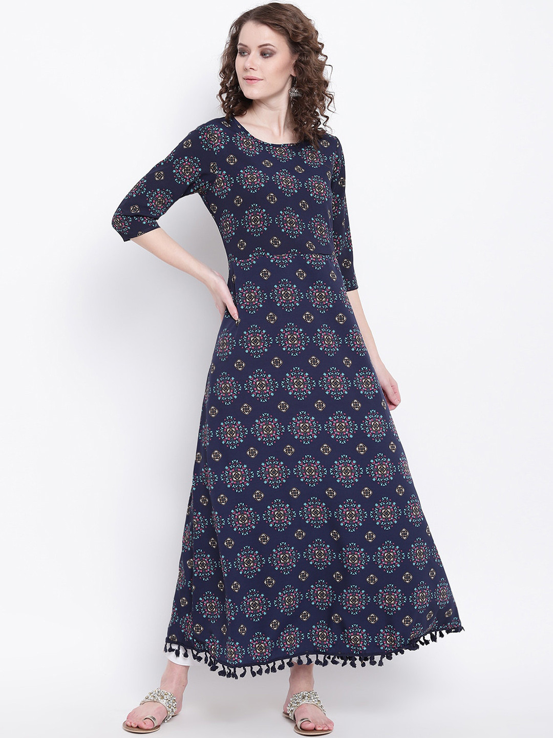 

Napra Women Navy Blue & Pink Floral Printed Thread Work Georgette Kurta
