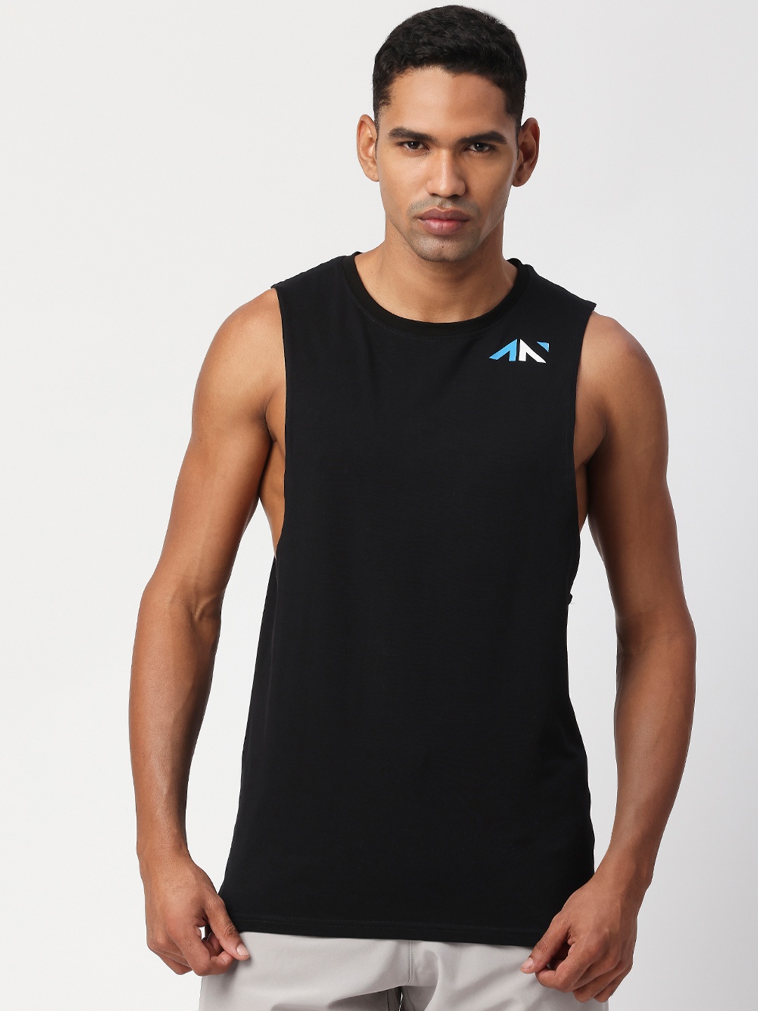 

AESTHETIC NATION Men Black Slim Fit T-shirt