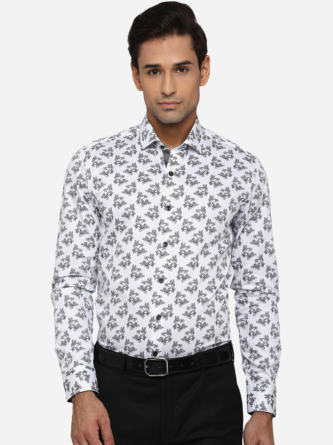 

JB STUDIO Men White Slim Fit Floral Opaque Printed Formal Shirt