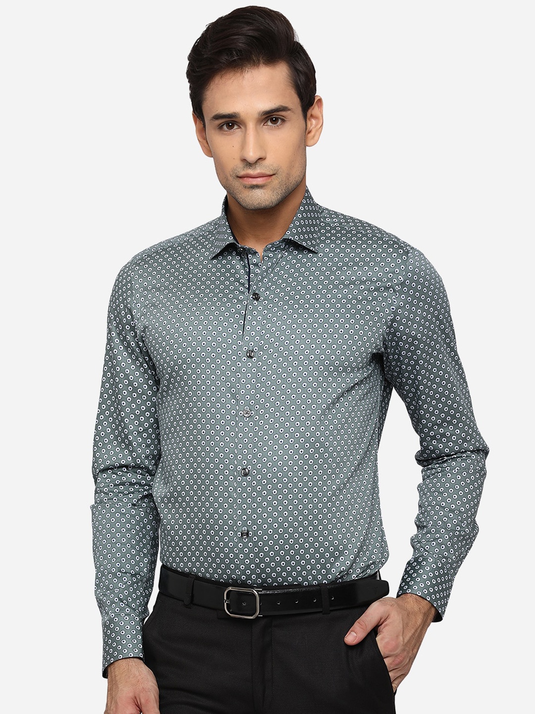 

JB STUDIO Men Green Slim Fit Floral Opaque Printed Formal Shirt
