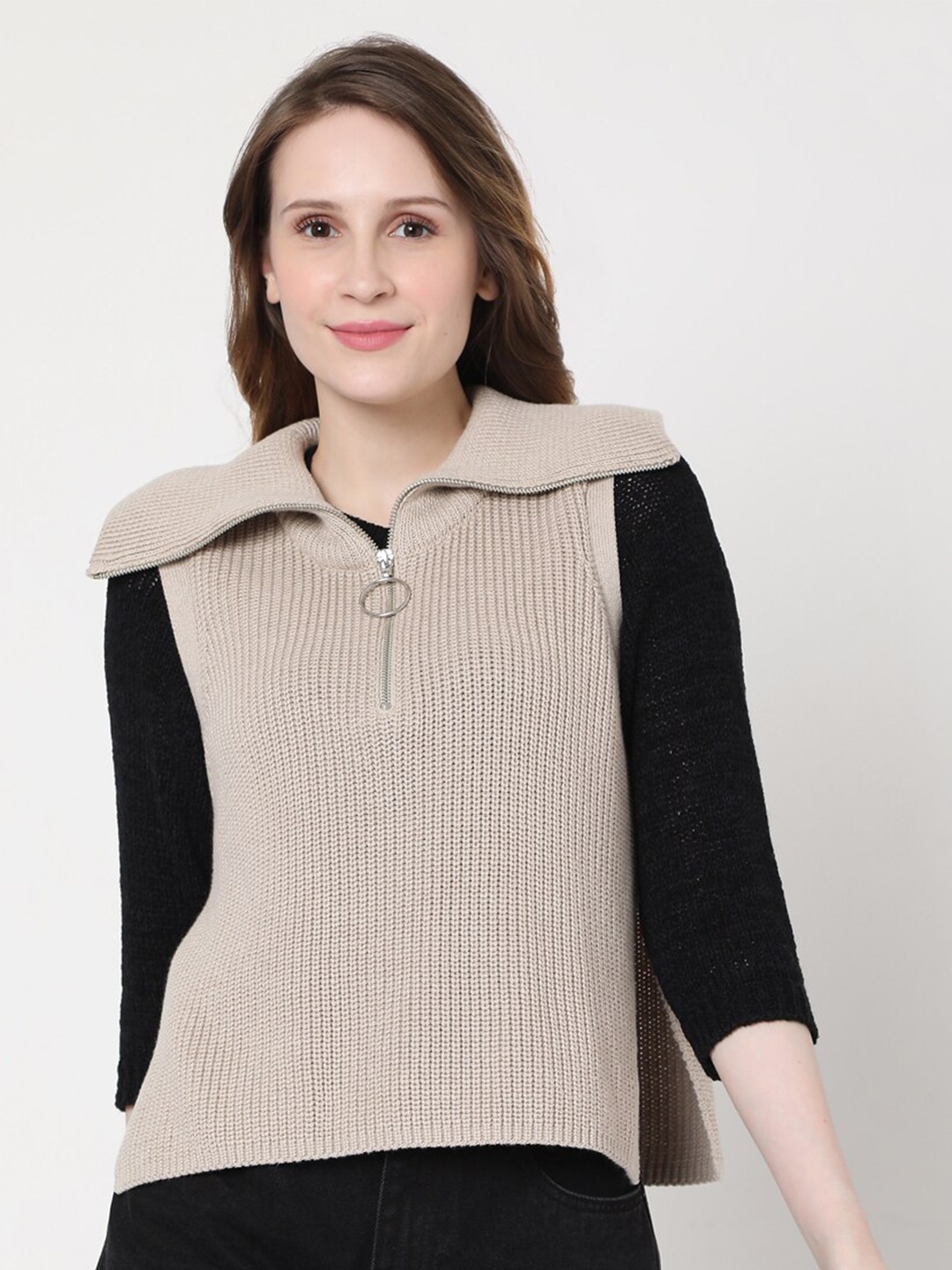

Vero Moda Women Beige Ribbed Cropped Mock Collar Acrylic Pullover with Zip Detail