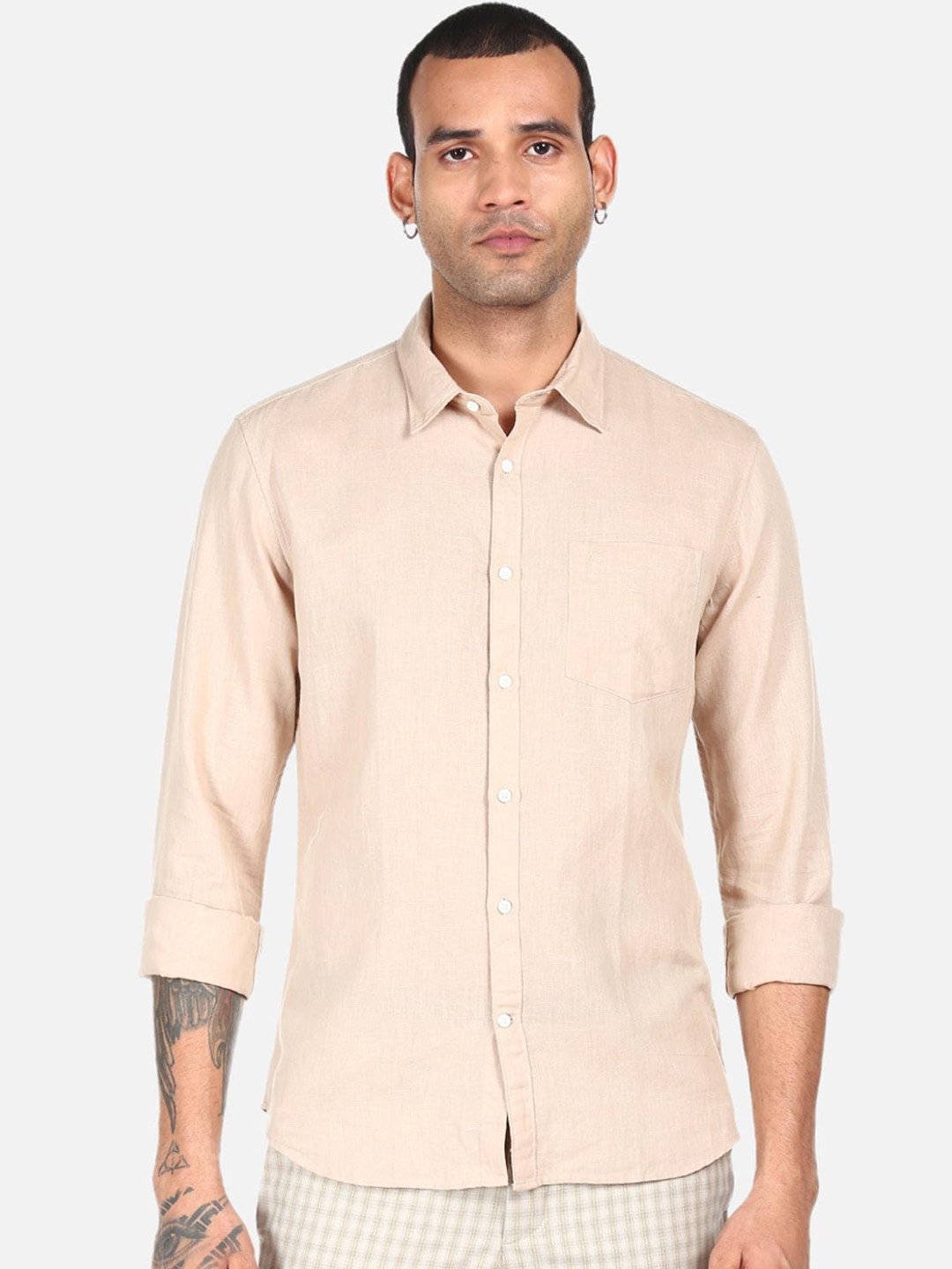 

AD By Arvind Men Beige Solid Casual Shirt