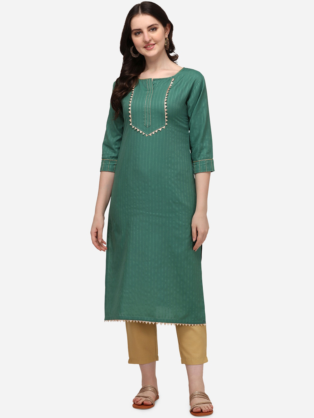 

SAADHVI Women Turquoise Blue Yoke Design Kurta