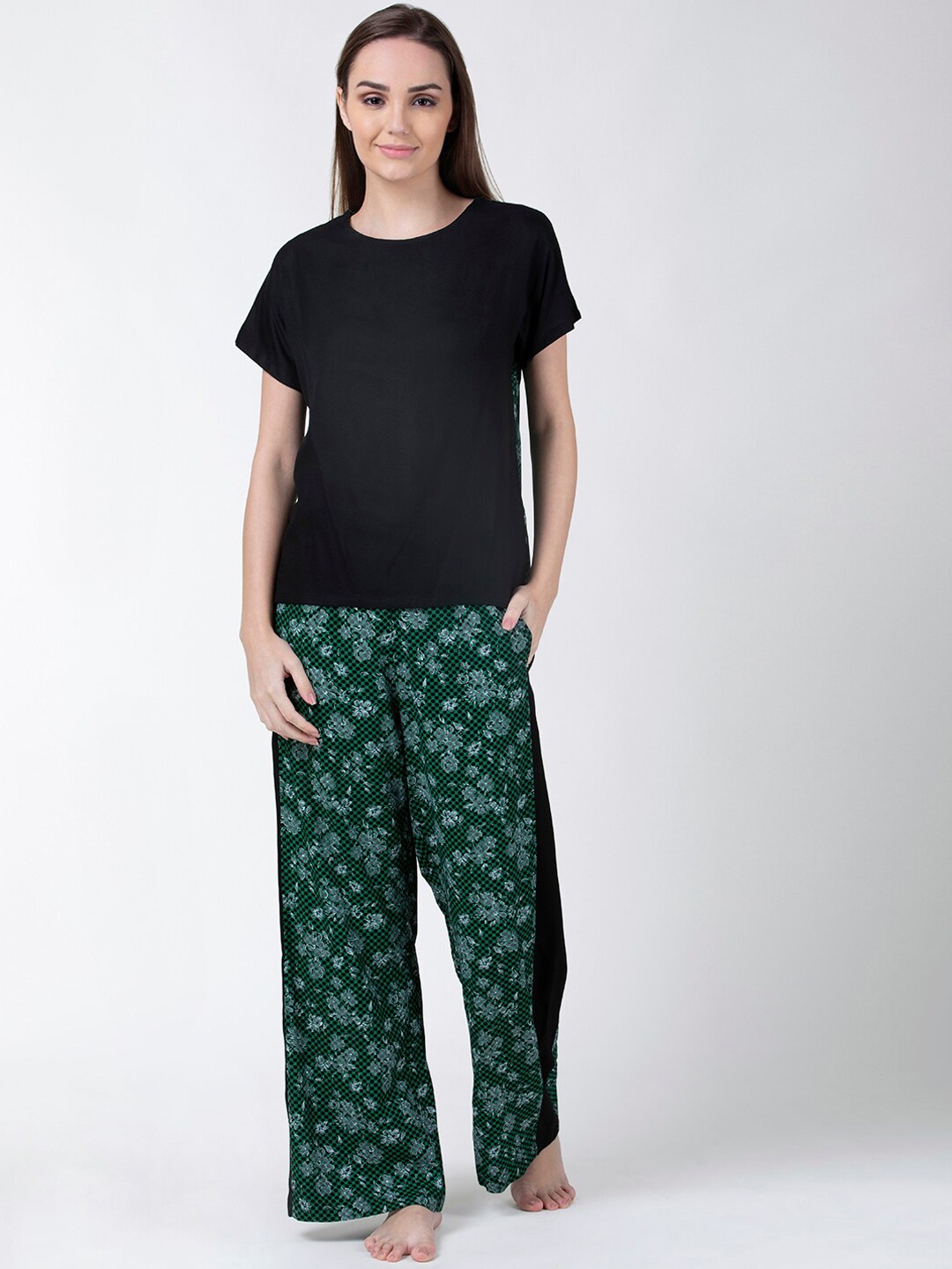 

ADORENITE Women Black & Green Printed 2 Pc Night Suit
