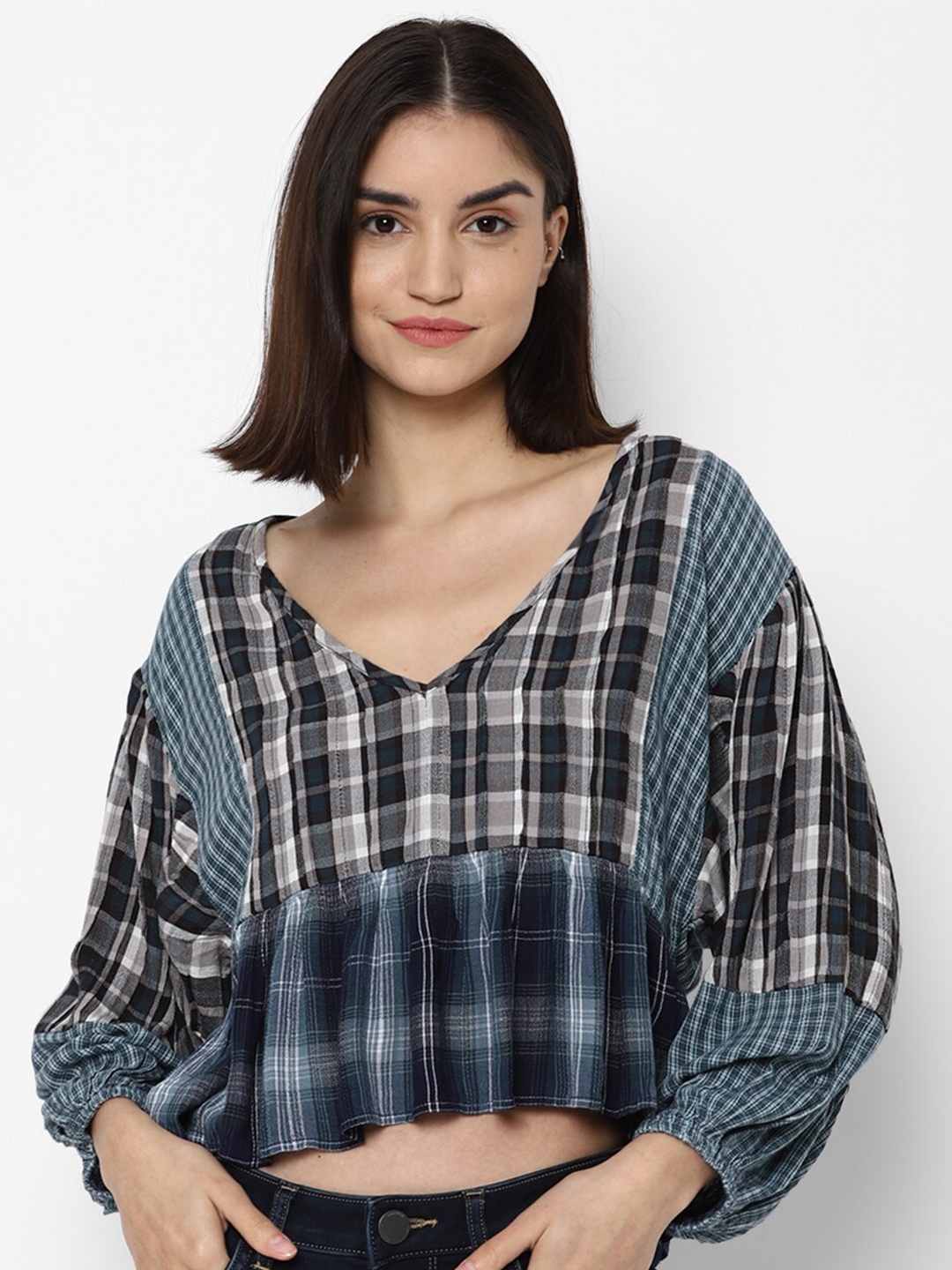 

AMERICAN EAGLE OUTFITTERS Blue Checked Regular Crop Top