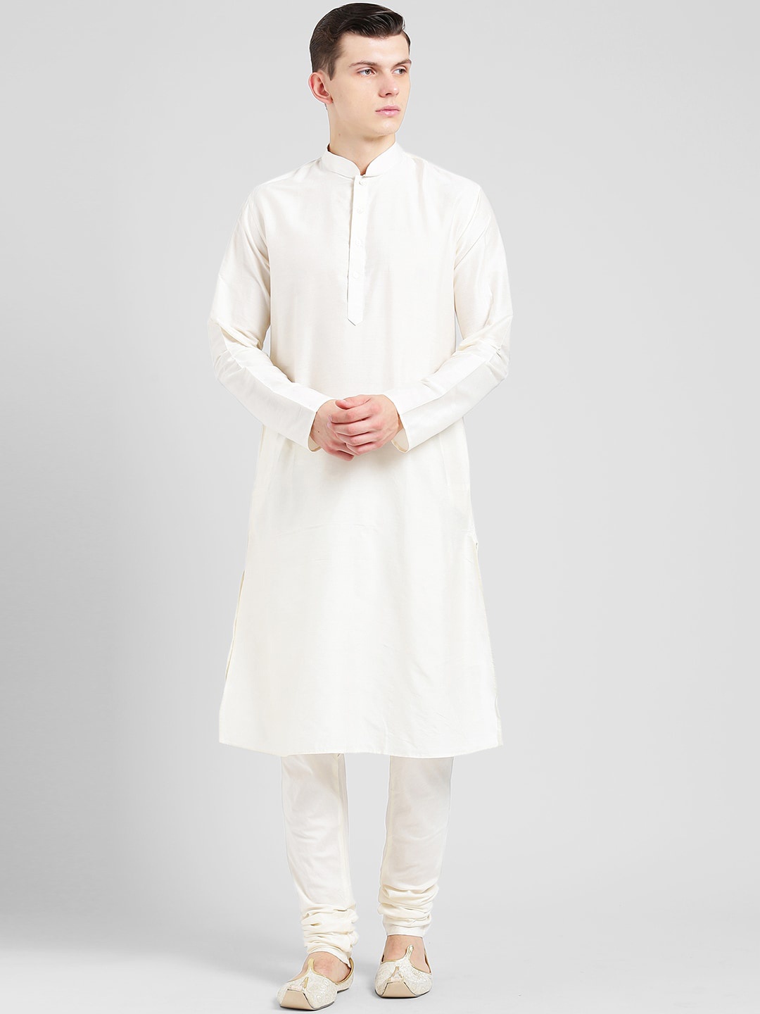 

KISAH Men White Mandarin Collar Cotton Silk Kurta