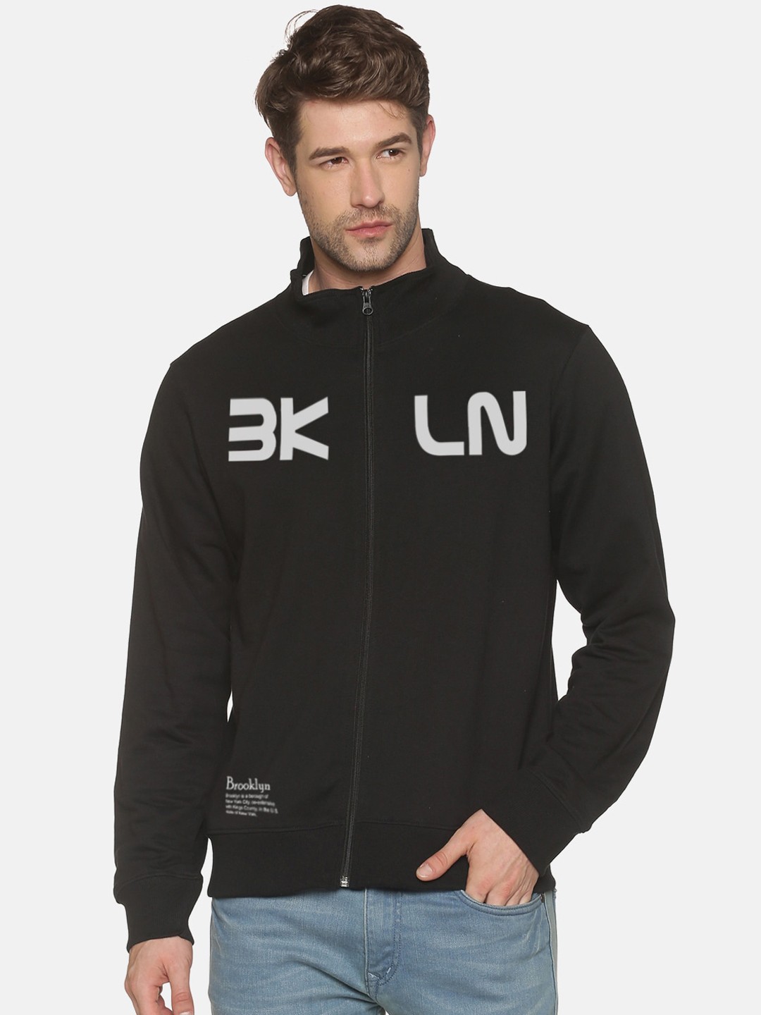 

MASH UNLIMITED Men Black Printed Sweatshirt