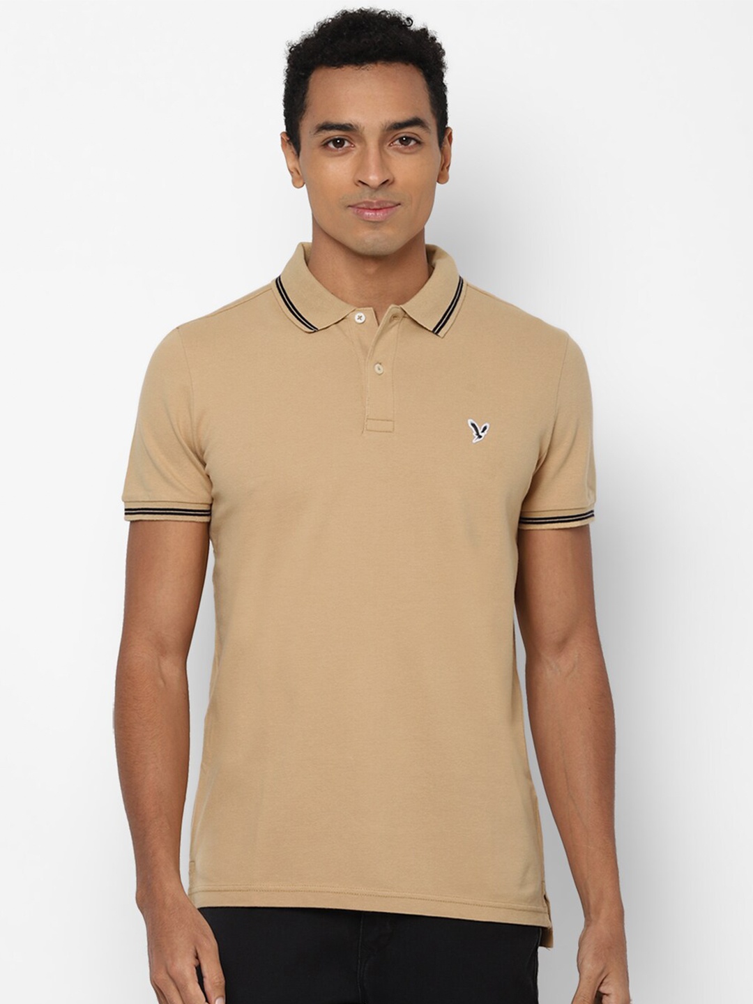 

AMERICAN EAGLE OUTFITTERS Men Beige Polo Collar Slim Fit T-shirt