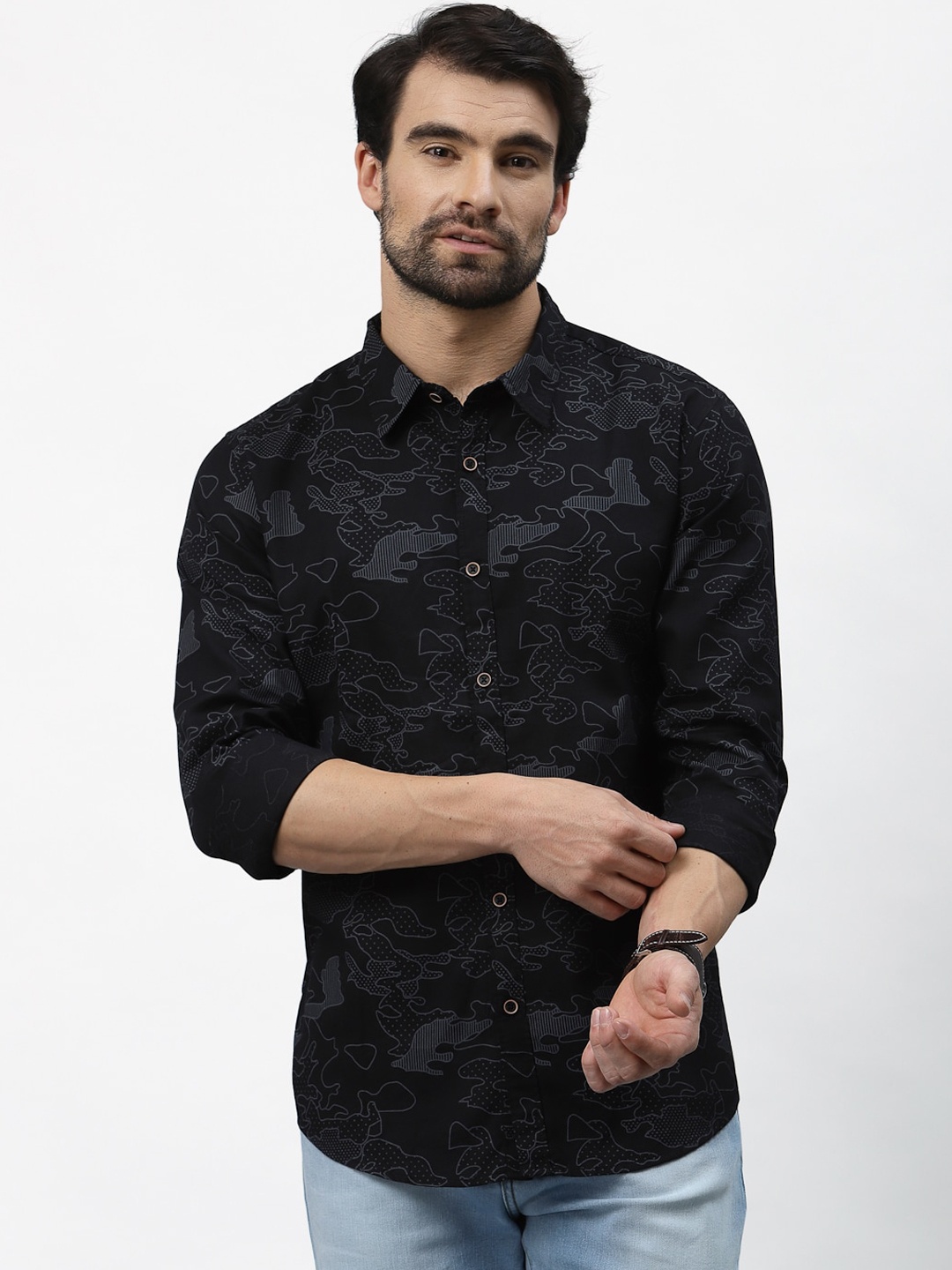 

Pepe Jeans Men Black Opaque Printed Casual Shirt