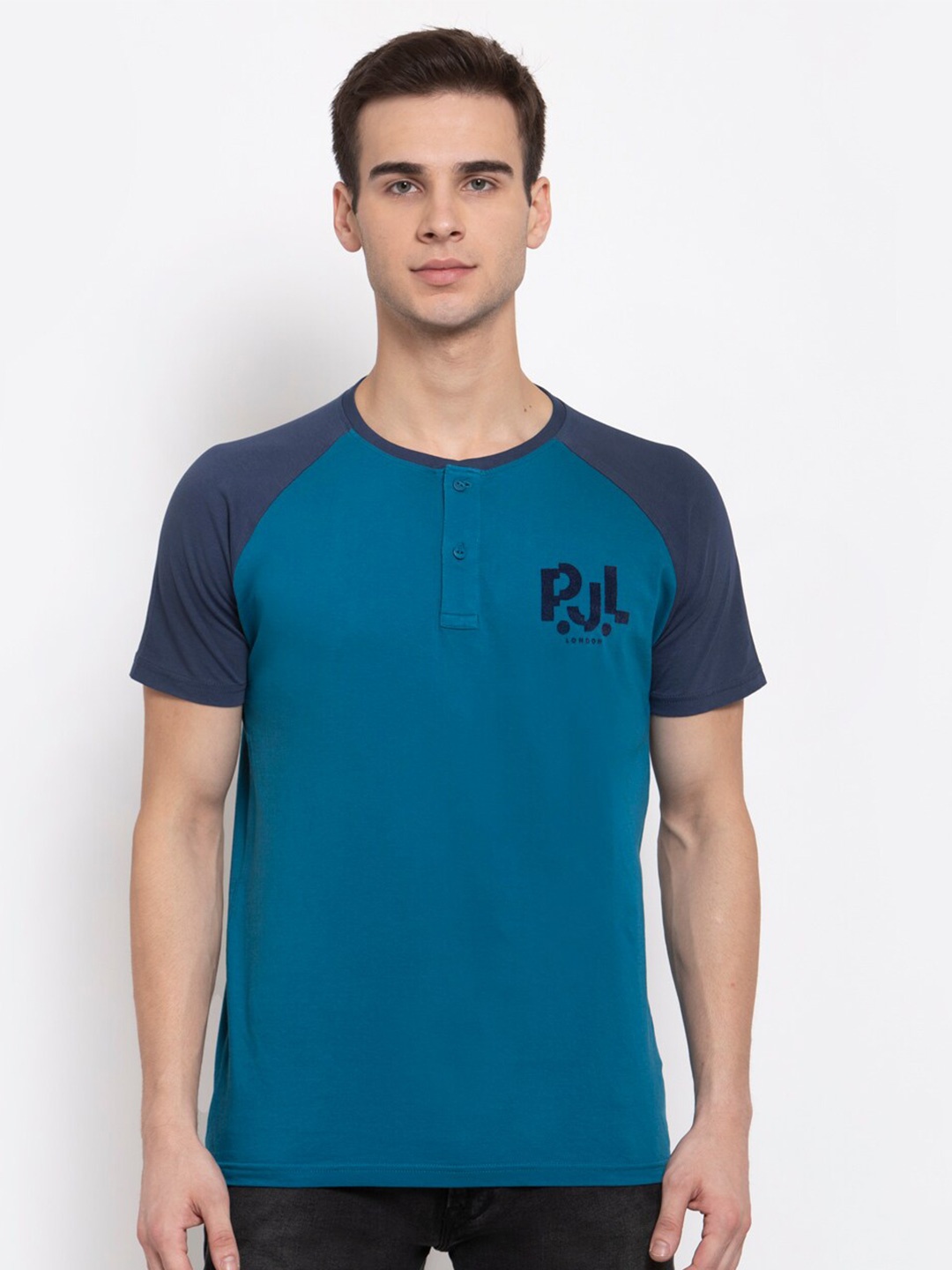 

Pepe Jeans Men Teal Blue Henley Neck T-shirt