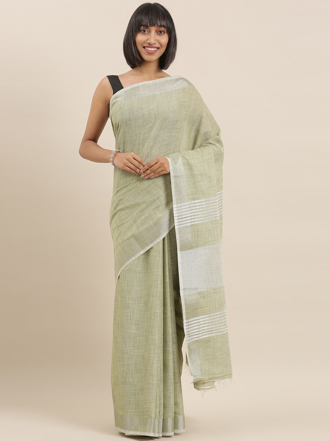 

The Chennai Silks Green & Silver-Toned Fusion Saree
