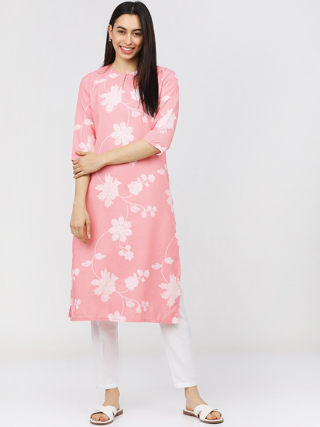 

KETCH Women Pink & White Floral Embroidered Keyhole Neck Kurta