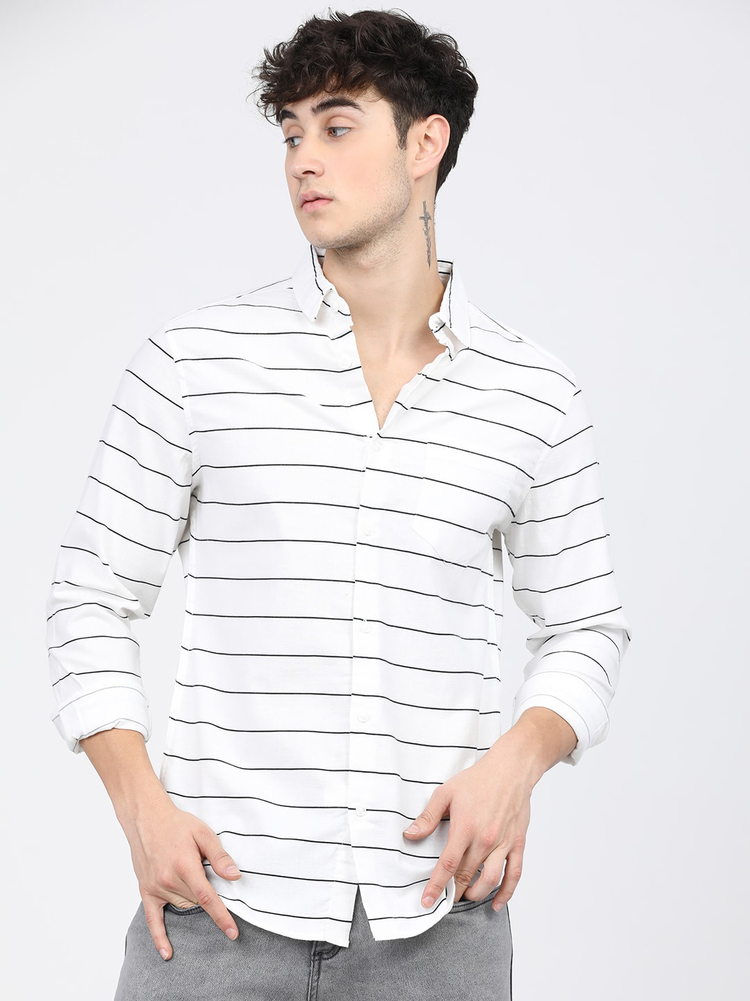 

KETCH Men White Slim Fit Horizontal Stripes Striped Casual Shirt