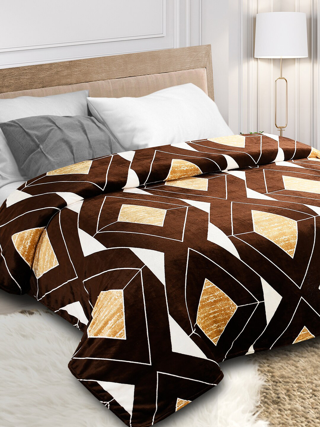 

Florida Brown & White Geometric Microfiber Mild Winter 210 GSM Double Bed Blanket