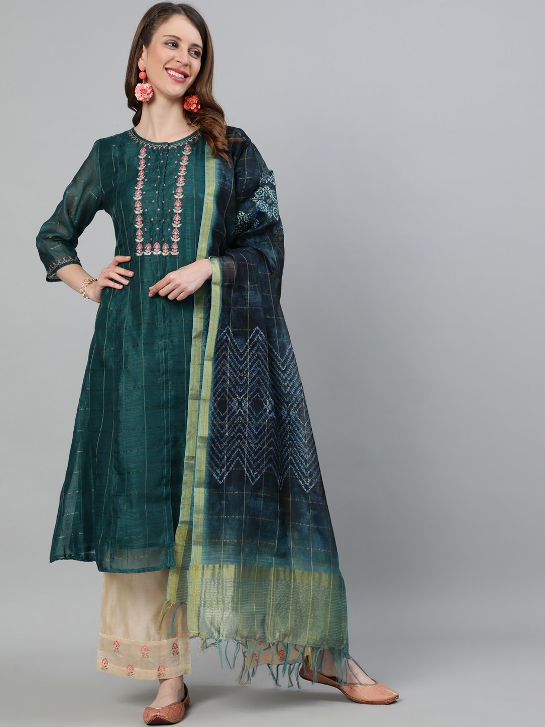 

Jaipur Kurti Women Green Ethnic Motifs Yoke Design Panelled Chanderi Cotton Kurti with Trousers & With