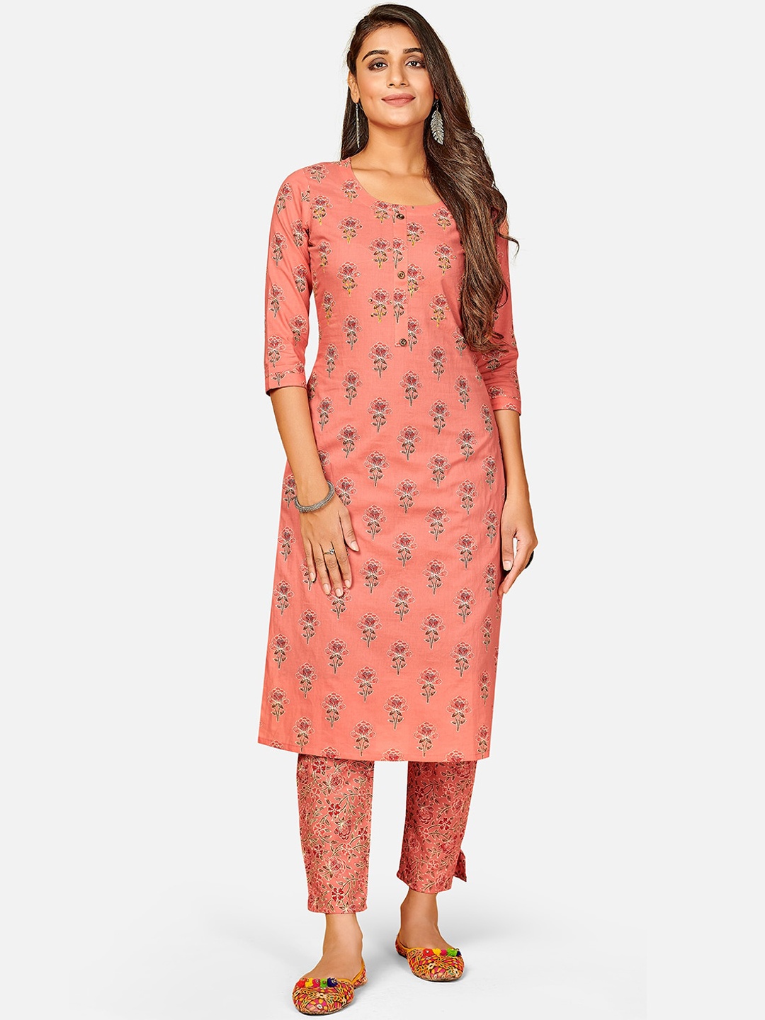 

Vbuyz Women Peach-Coloured Printed Panelled Thread Work Pure Cotton Kurti with Trousers
