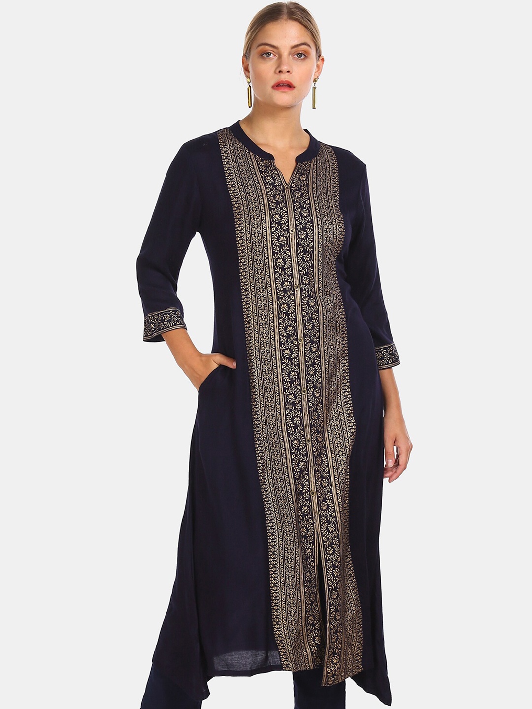 

Anahi Women Blue Geometric Thread Work Anarkali Kurta
