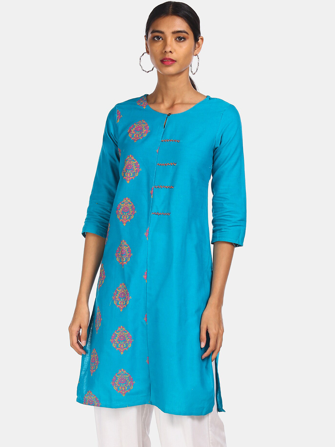 

Karigari Women Blue & Pink Ethnic Motifs Thread Work Kurta