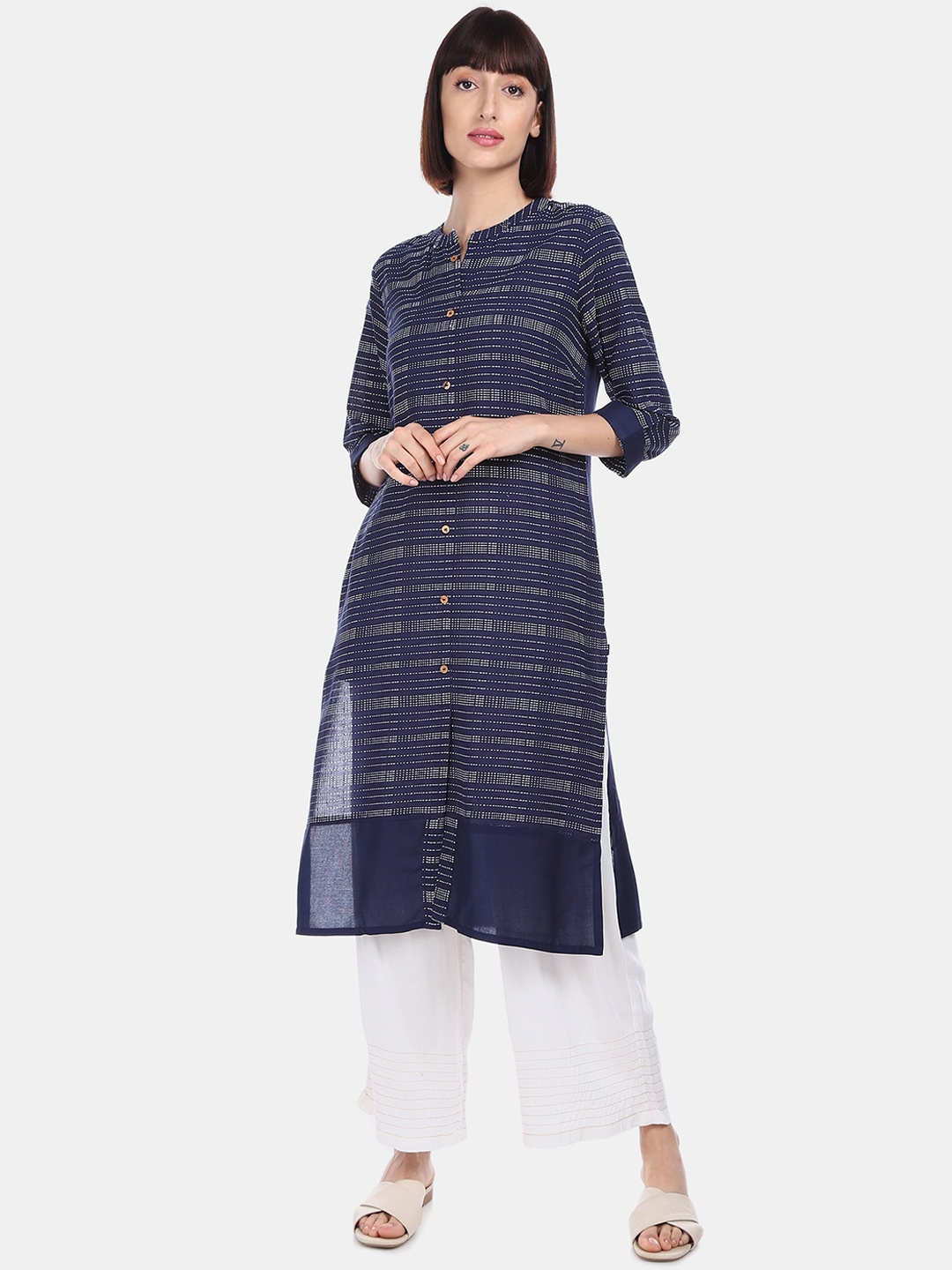 

Karigari Women Navy Blue & White Striped Kurta