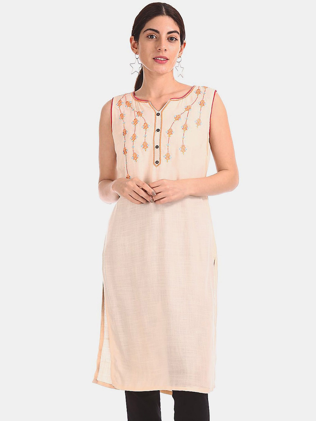 

Karigari Women Beige Floral Embroidered Kurta