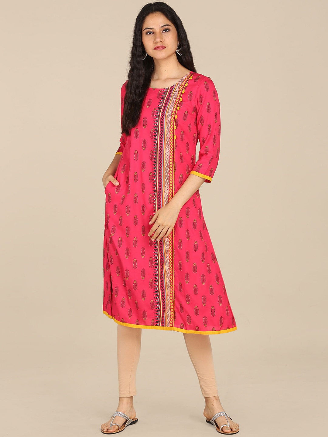 

Karigari Women Pink & Black Conversational Geometric Print Kurta