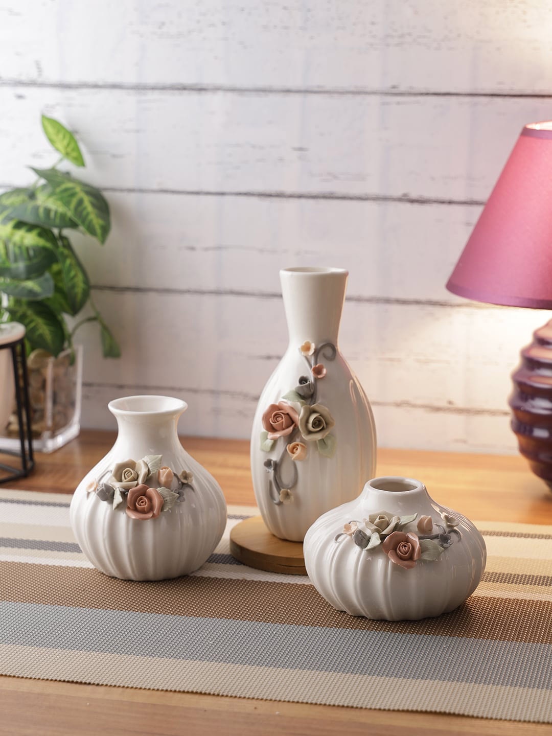 

TAYHAA Set Of 3 White Ceramic Flower Vases