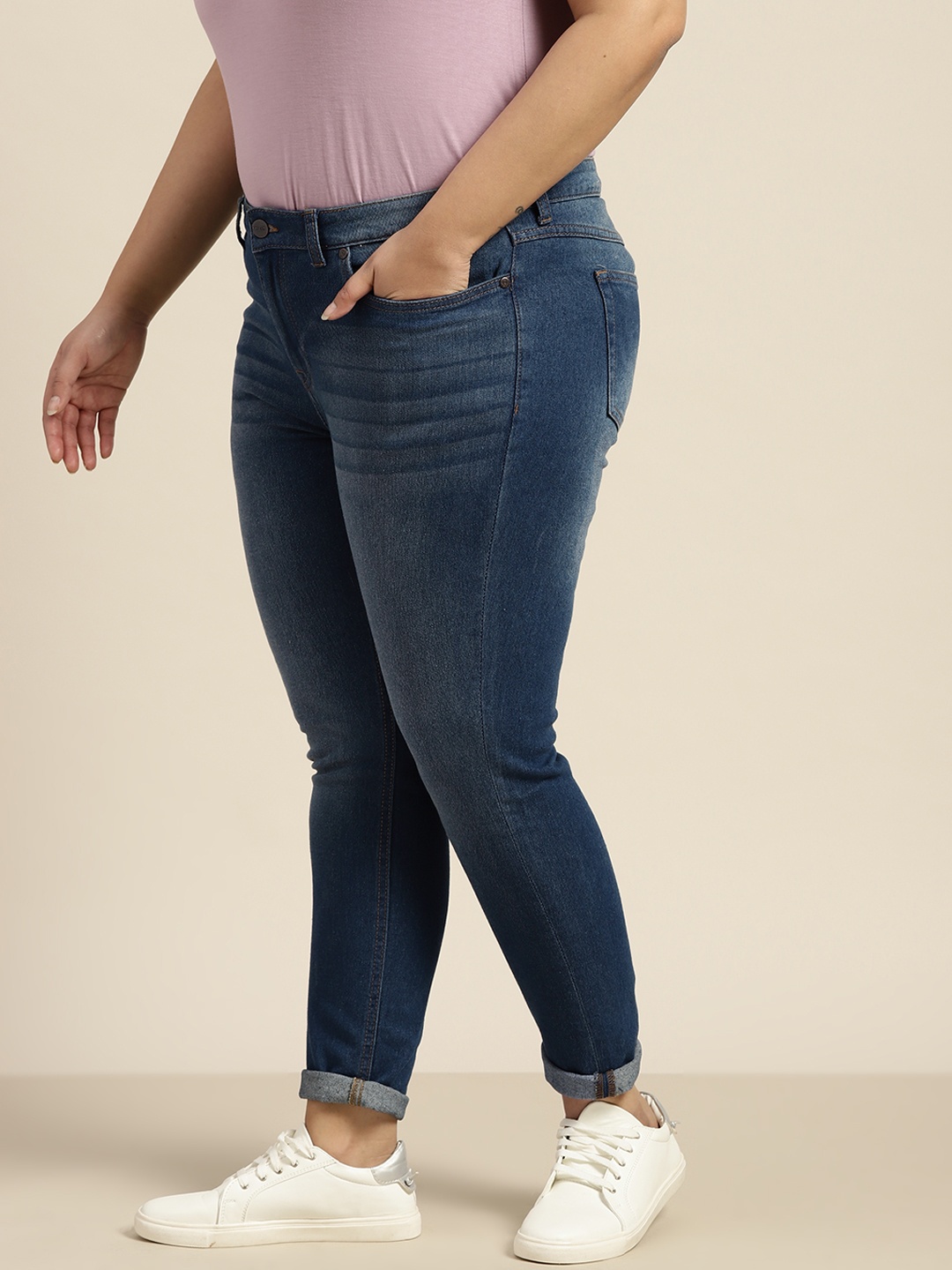 

Sztori Women Plus Size Blue Skinny Fit Light Fade Stretchable Jeans