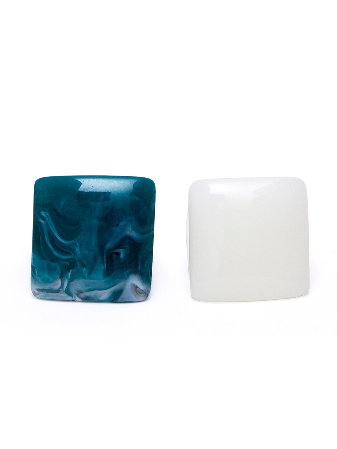 

URBANIC Women Geometric Ring Set, Green