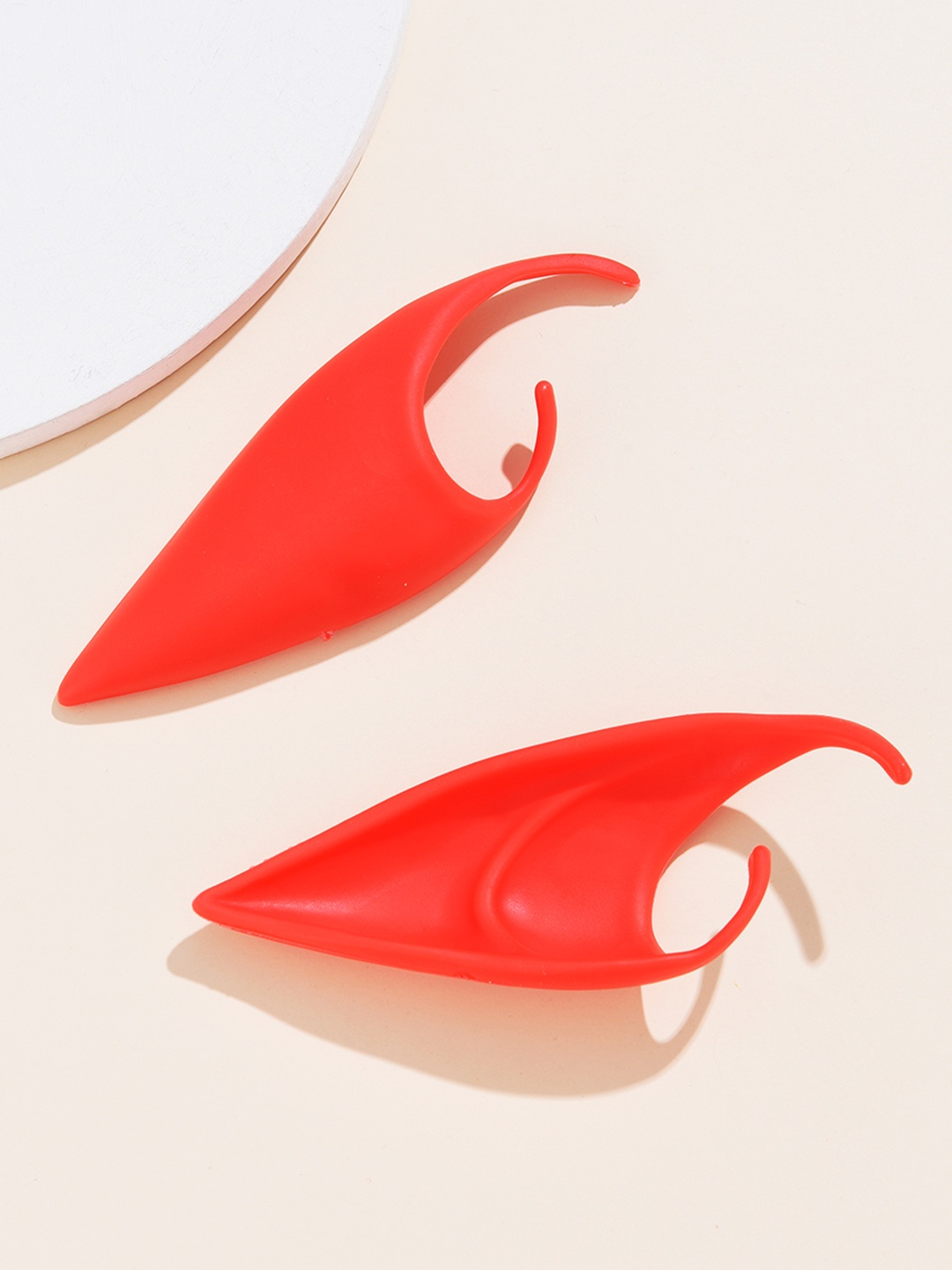 

URBANIC Red Leaf Shaped Ear Cuff Earrings