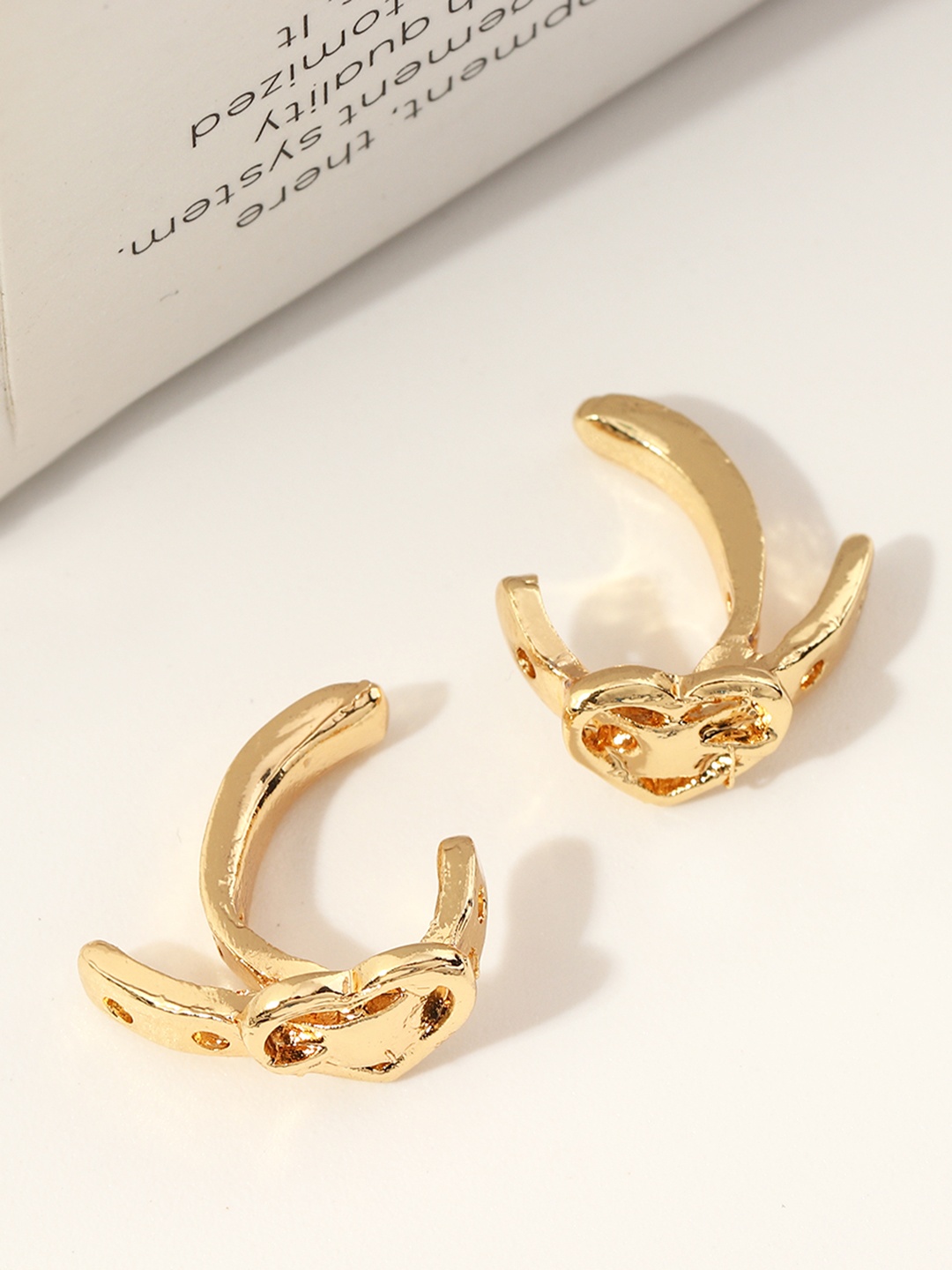 

URBANIC Gold-Toned Heart Shaped Studs Earrings