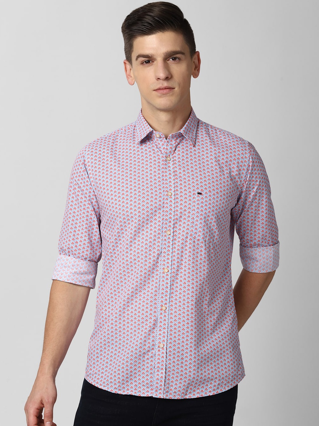 

Peter England Casuals Men Red Slim Fit Opaque Printed Casual Shirt