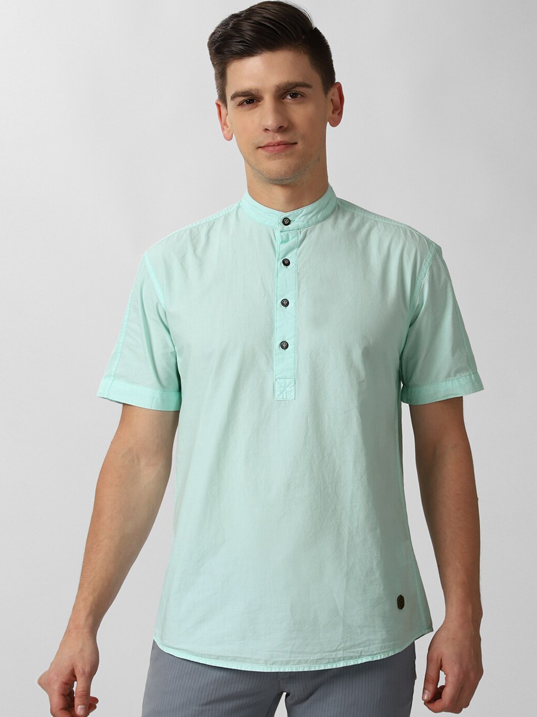 

Peter England Casuals Men Green Slim Fit Opaque Casual Shirt