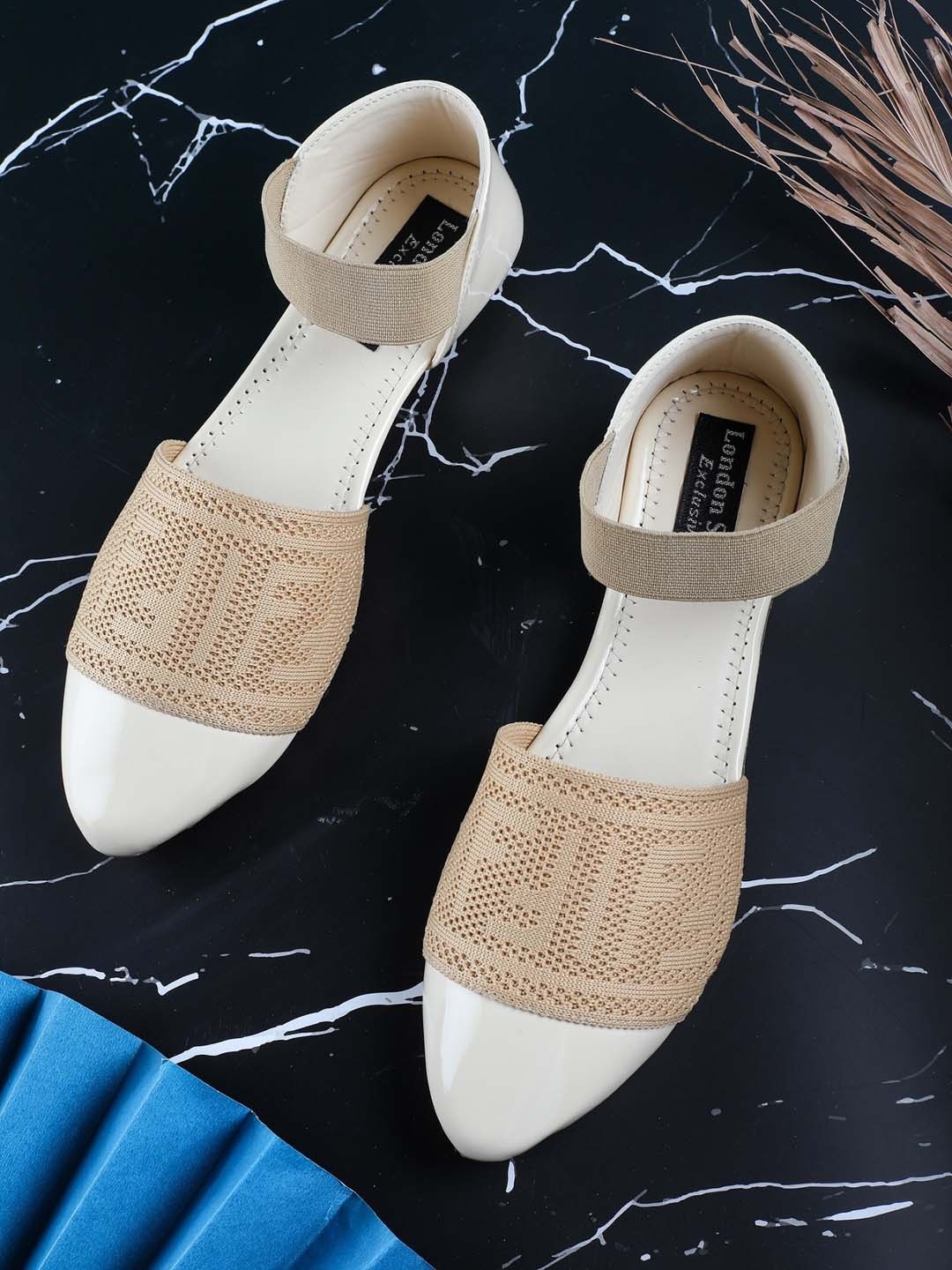 

LONDON STEPS Women Beige Woven Design Ballerinas Flats