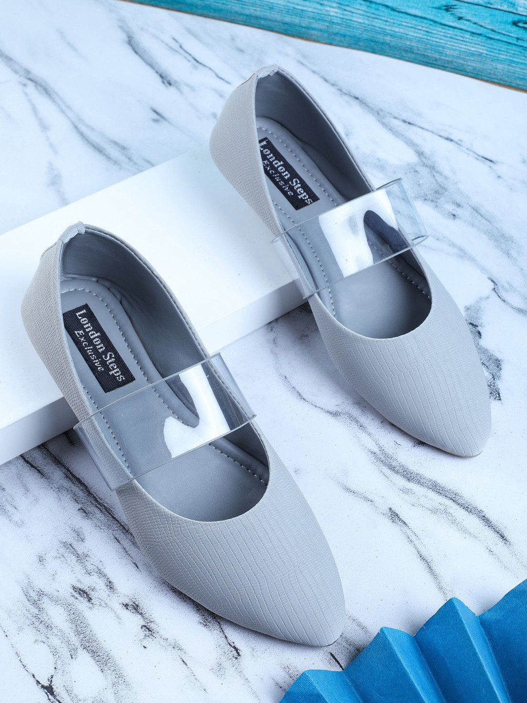 

LONDON STEPS Women Grey Ballerinas Flats