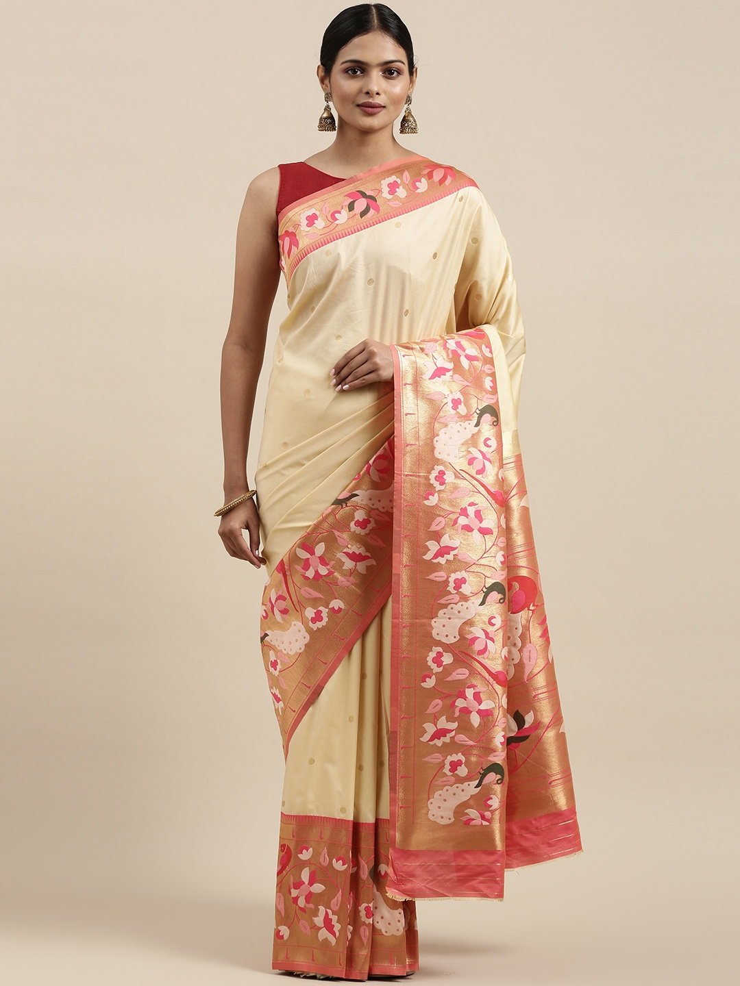 

Mitera White & Red Floral Zari Silk Blend Paithani Saree