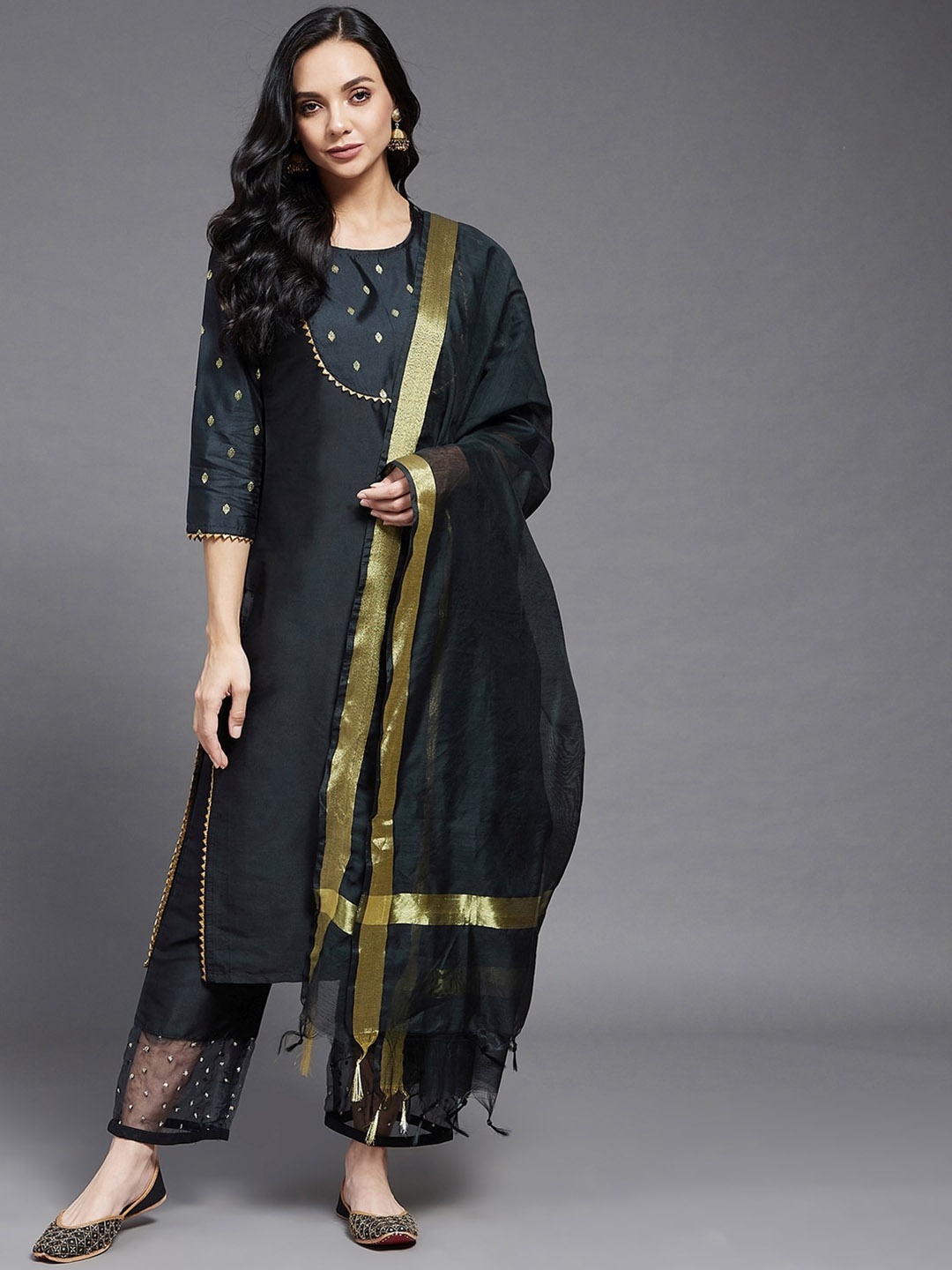 

Azira Women Black Yoke Design Regular Gotta Patti Kurta with Trousers & With Dupatta