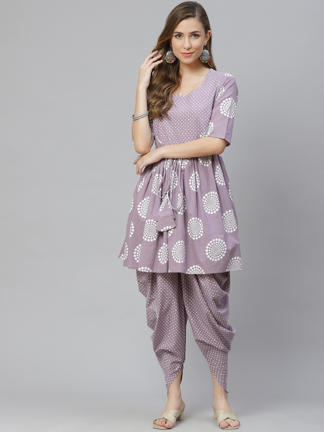 

mokshi Women Purple Floral Printed Regular Pure Cotton Kurti with Dhoti Pants