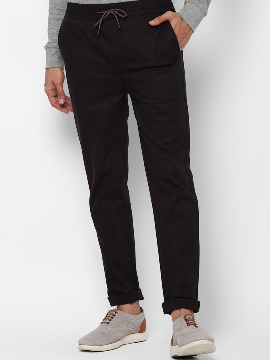 

FOREVER 21 Men Brown Trousers